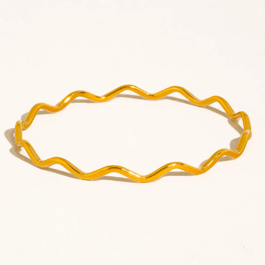 Wavy Bangle